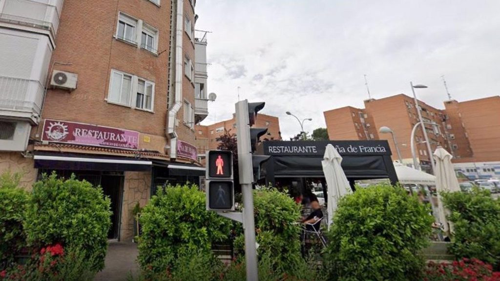 Dos encapuchados atracan a punta de pistola un restaurante de Villaverde