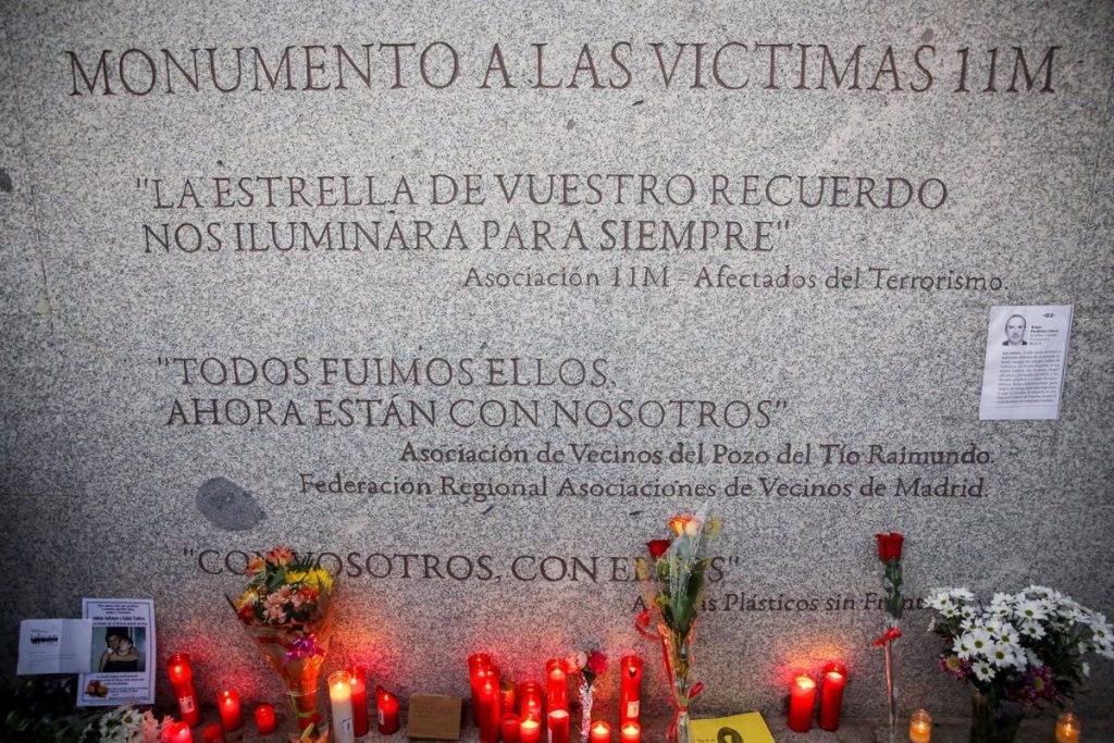 Madrid recuerda las víctimas del 11M y a los que ayudaron en la tragedia con diferentes actos por la región