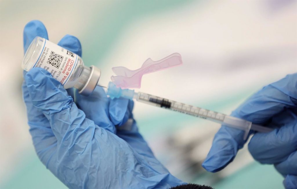 La vacunación de la segunda dosis de refuerzo contra el Covid-19 inicia este lunes