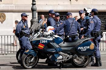 Motorbikes_Cuerpo_Nacional_de_Policia_n2[1].jpg