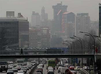 Contaminación-en-Madrid-vista-desde-la-Avenida-de-América[1].jpg