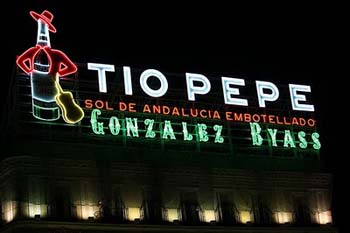 Tio-Pepe_noche[1].jpg