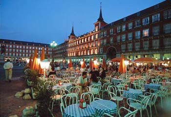 Turismo-en-Madrid-ubicación-clima-temperatura-horarios-viajes-y-turismo-en-España[1].jpg