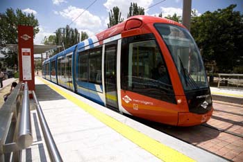 Metro-Ligero-Oeste-1[1].jpg
