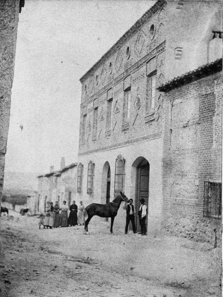 Casa de la calle Empedrada fundada por Fernando Polo en      1888.JPG