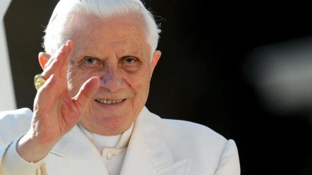 Benedicto XVI se despide.jpg