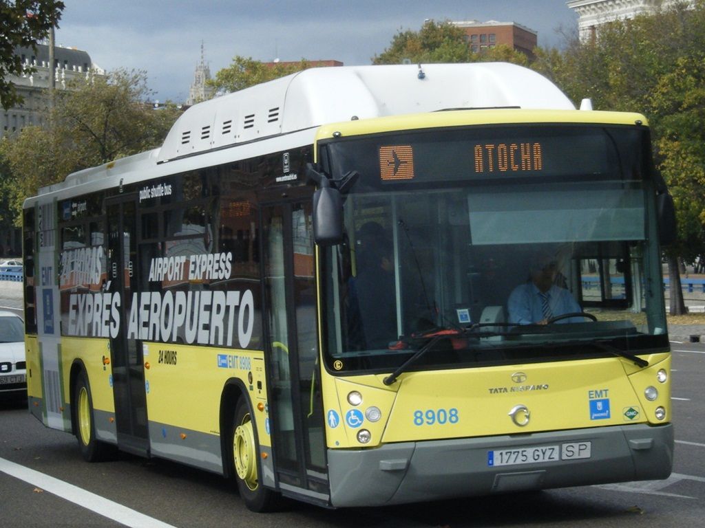 autobus-EMT-Madrid-Barajas.jpg