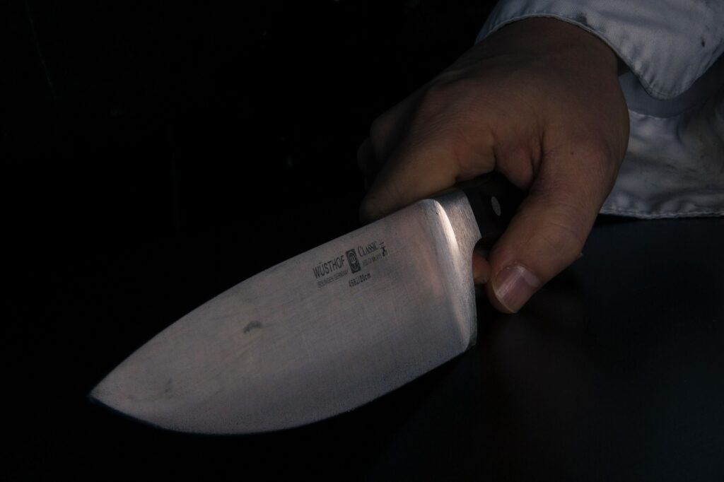 knife-376545_1920.jpg