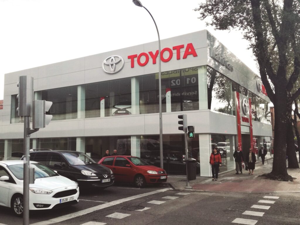 Toyota1.jpg