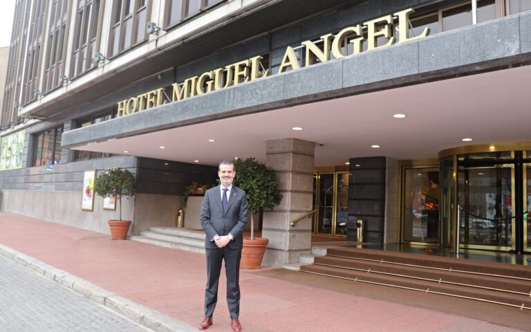 D-Manuel-Murga-Hotel-Miguel-Angel-H.jpg
