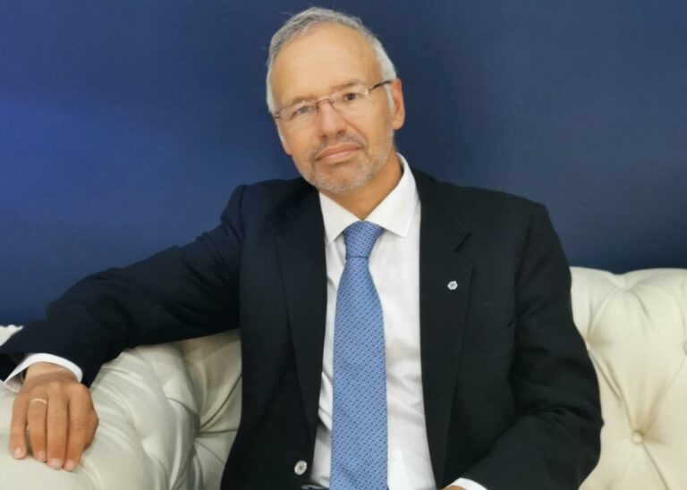 Manuel Martínez-Sellés es el nuevo presidente del Colegio de Médicos de Madrid