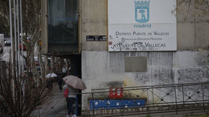 El Ayuntamiento ofrece a la Comunidad los polideportivos de Vallecas para que se realicen los test de antígenos