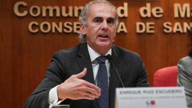 La Comunidad espera negociar "criterios sensatos" con el Ministerio de Sanidad tras el fin del estado de alarma en Madrid