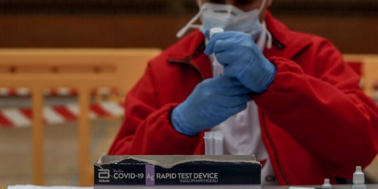 La Comunidad de Madrid ha hecho casi tres millones de PCR y test de antígenos desde el inicio de la pandemia