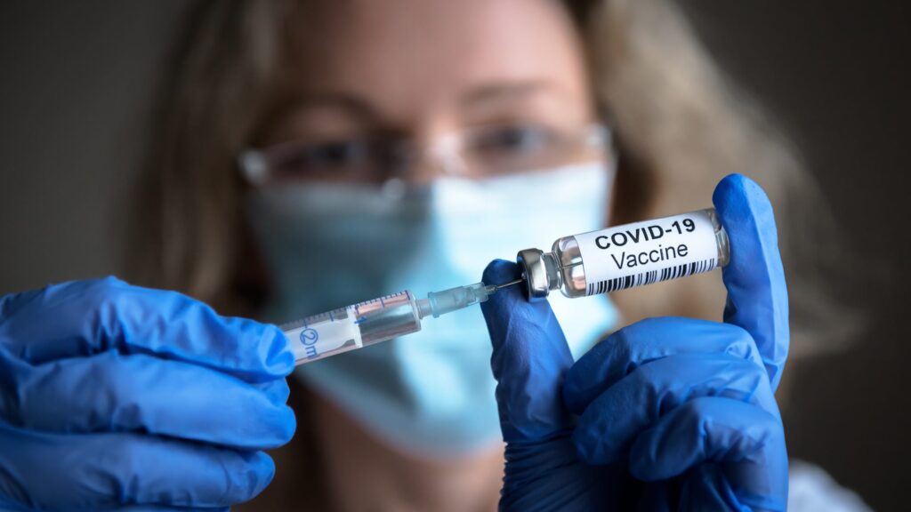 La Comunidad de Madrid iniciará la vacunación contra el Covid-19 el próximo domingo