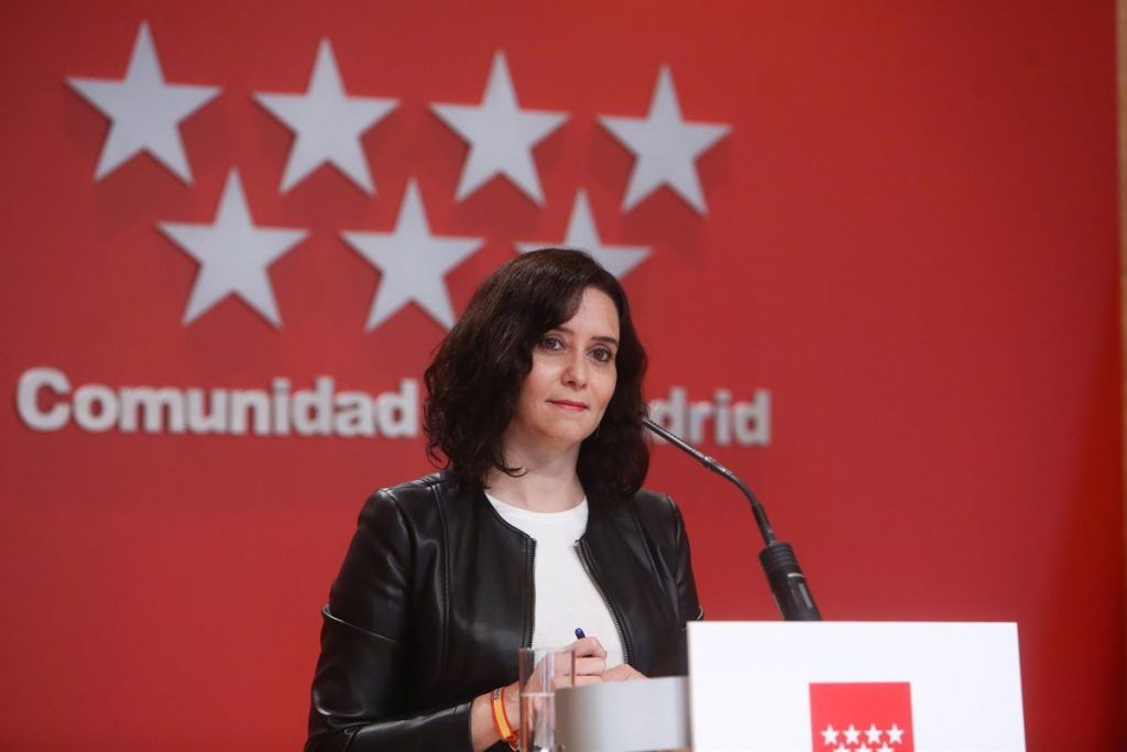 Madrid continuará aplicando el toque de queda y la prohibición de reuniones de no convivientes