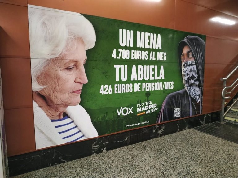 La Fiscalía de Madrid investigará a Vox por un delito de odio en un cartel electoral contra los 'menas'