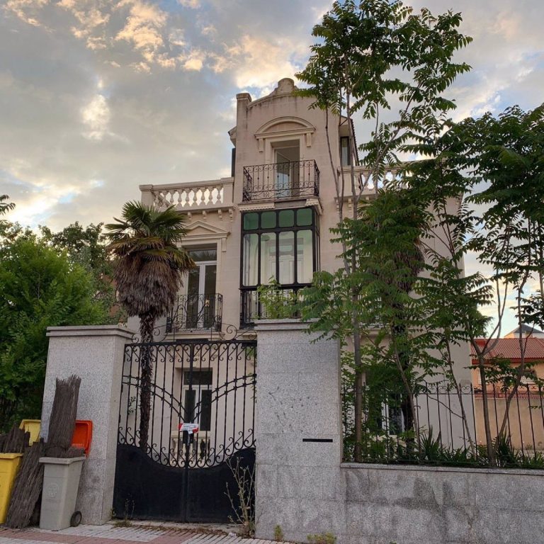 El Ayuntamiento de Madrid estudia proteger Villa Menchu y Vox advierte de "la rapidez de la piqueta"