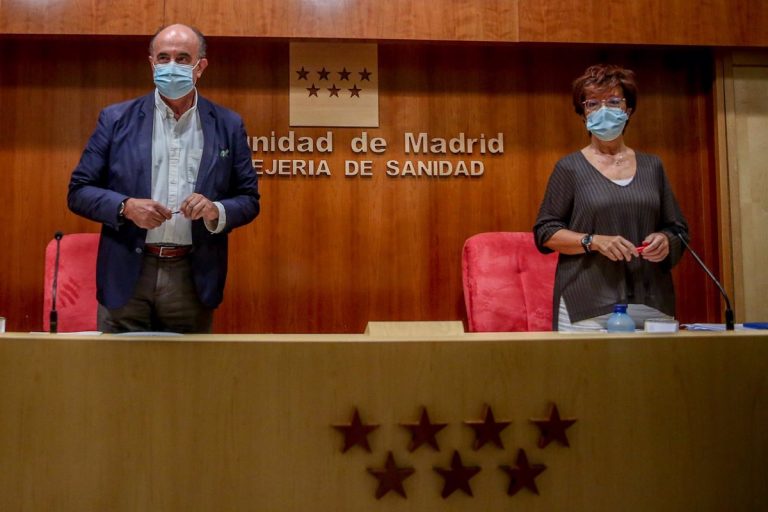 Zapatero dice de que el virus "ha venido para quedarse" y pide prudencia: "La vacunación no es la bala mágica"