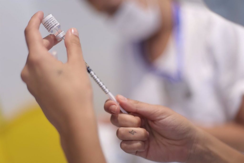 La Comunidad alcanza el 90% de la población diana con al menos una dosis de la vacuna