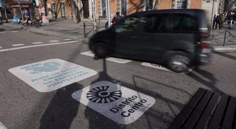 El periodo de aviso de sanciones en Zonas de Bajas Emisiones en Madrid se amplía al 1 de mayo