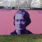 Vuelven a restaurar el mural a la maestra Justa Freire en Las Águilas tras ser vandalizado con símbolos fascistas
