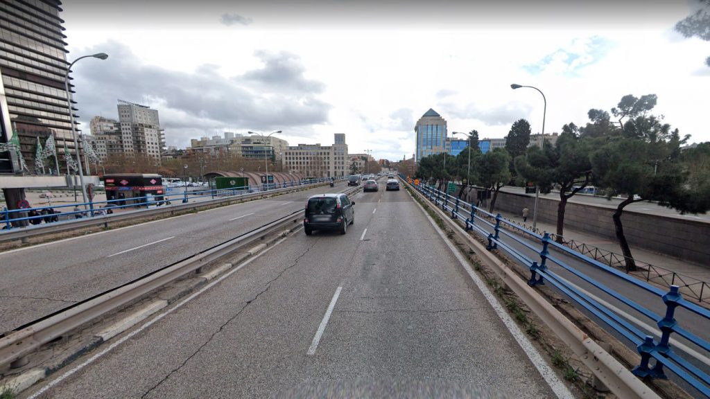 El puente de Raimundo Fernández Villaverde se corta al tráfico desde este lunes y hasta el 22 de agosto