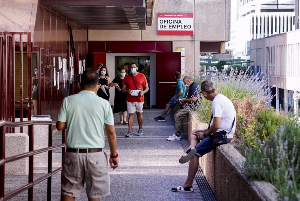 El paro sube un 1,05% en agosto en la Comunidad de Madrid, con 3.254 desempleados más