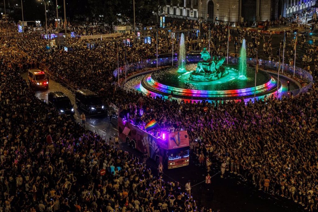 Madrid acoge esta semana el Orgullo LGTBI con refuerzo en Metro y cambios en los 'búhos'