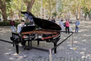 Plazas y calles de Madrid se volverán a llenar de la música de los pianos de cola este viernes