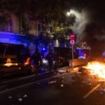 Al menos 39 heridos, entre ellos 29 policías, tras los altercados en la sede del PSOE