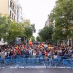 Más de mil personas protestaron por décima noche contra la amnistía en la sede del PSOE