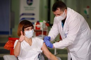 Vacunados contagiados de covid: 7 millones según Sanidad