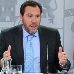 El ministro Puente va ahora a por el rey Felipe VI: «Esta situación me parece una absoluta ignominia»
